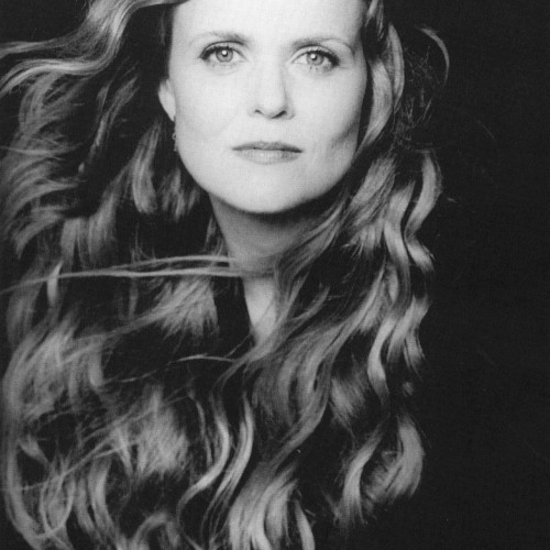 Tierney Sutton