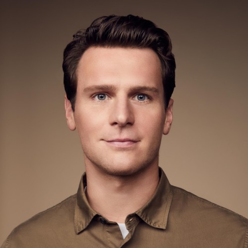 Jonathan Groff