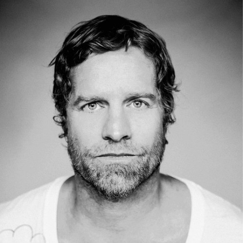 Arno Carstens