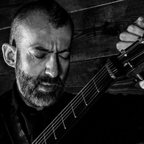 Jon Gomm