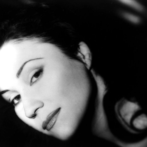 Holly Cole